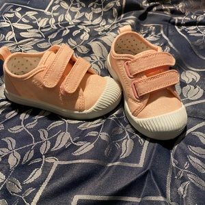 Girls toddler shoes size 5C